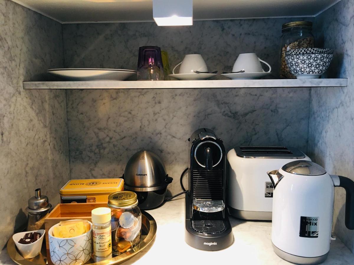 Blue Alice Brussels Aparthotel Екстериор снимка